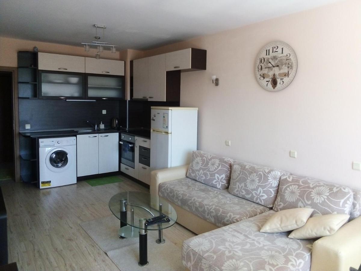 Апартамент Зорница Apartment Burgas Ngoại thất bức ảnh