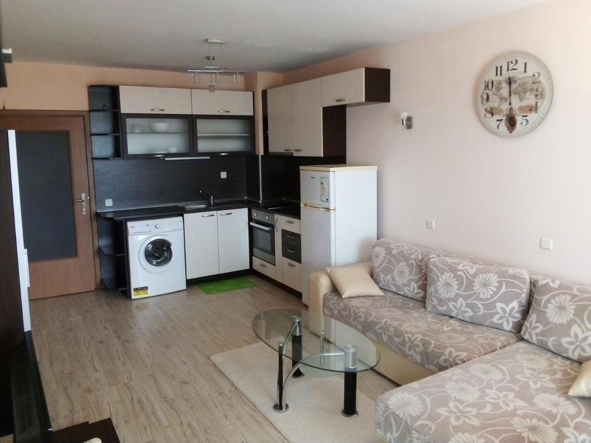 Апартамент Зорница Apartment Burgas Ngoại thất bức ảnh